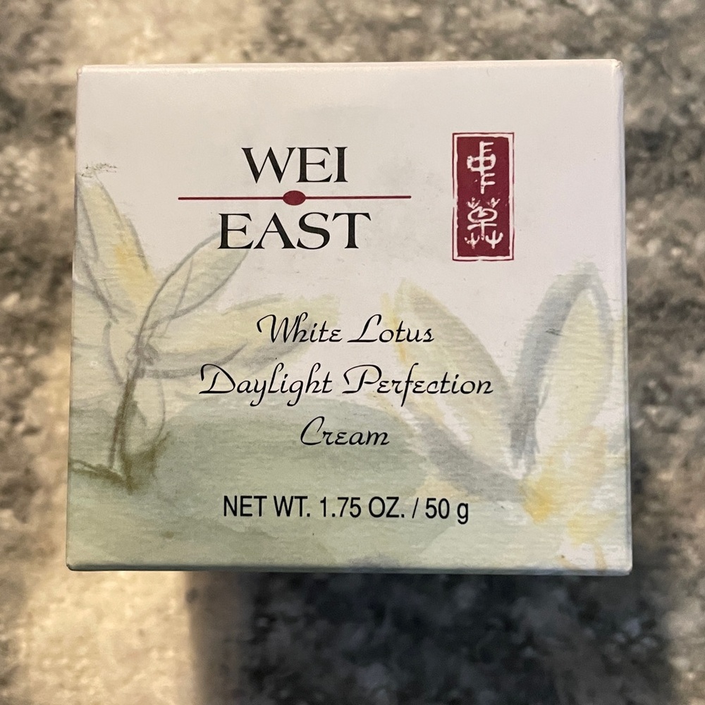 Wei East White Lotus Daylight Perfection Cream